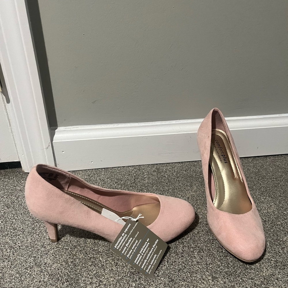 NWT pink kitten pumps
